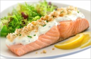 кето-диета - меню запеченного лосося с пармезаном и чесноком