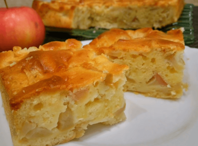 Шарлотка с яблоками в духовке - 6 простых и вкусных рецептов